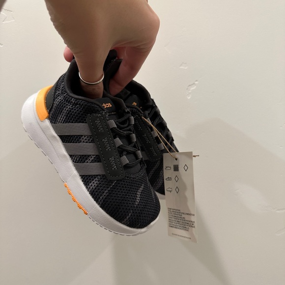 adidas Racer TR21 Toddler Sneaker - Picture 4 of 6
